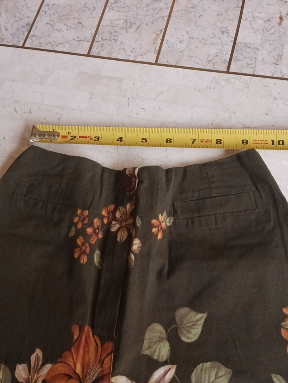 VINTAGE Capri Pants/"Cache".,sz Small, Olive Color/ Muti Florals Design..NEW - Picture 7 of 16